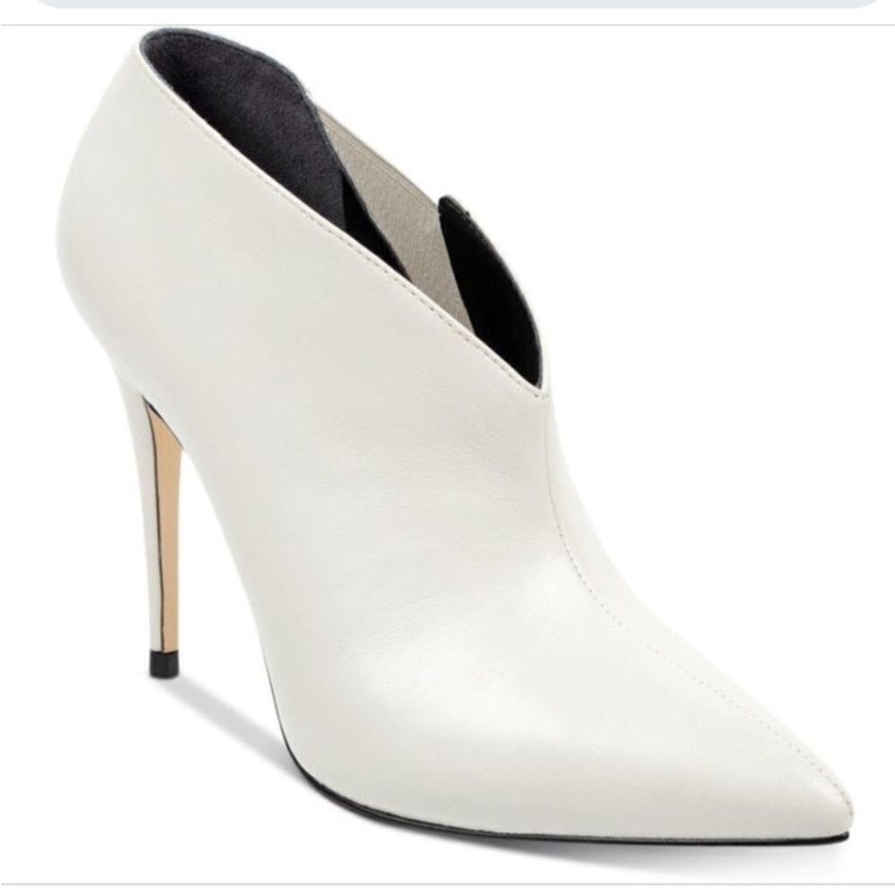 Guess Ondrea White Ankle Shooties Booties Size 7